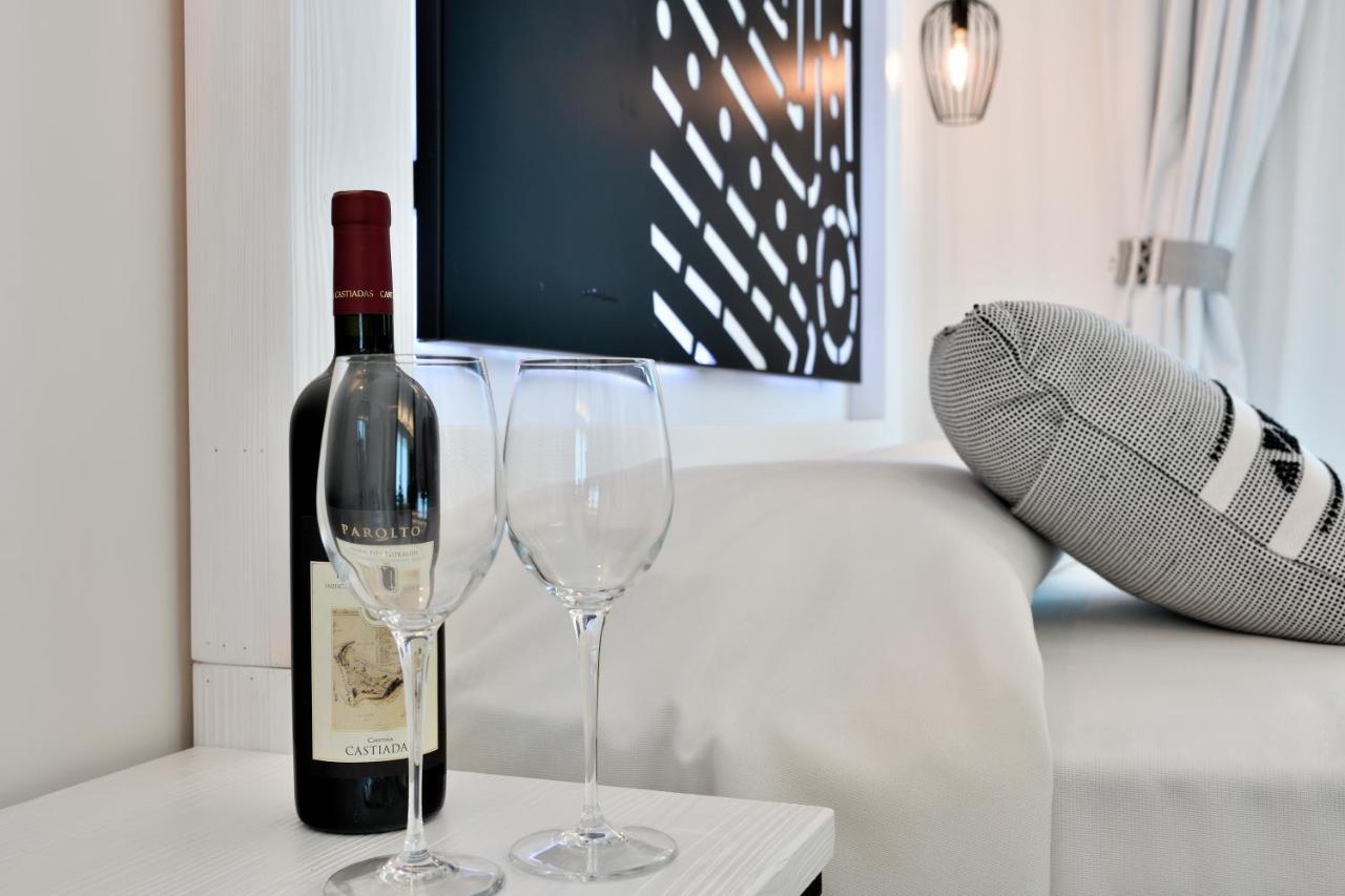 Cara A Bentu - Charming Rooms Tortolì Eksteriør billede